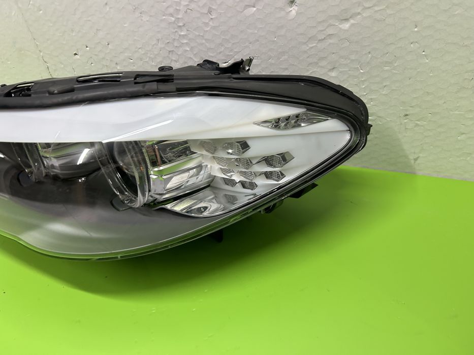 Far faruri bmw F10 F11 bi xenon stanga 2009-2013