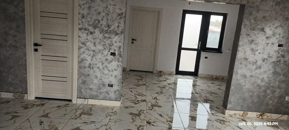 Casa la gata merita vazuta