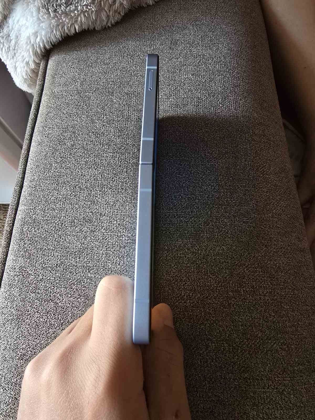 Samsung Z flip 6