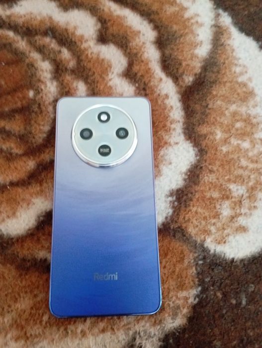 Продам смартфон Redmi 14C