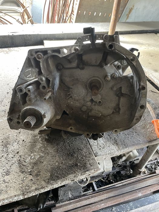 Скоростни кутий за  рено сценик /renault scenic 1.6 i