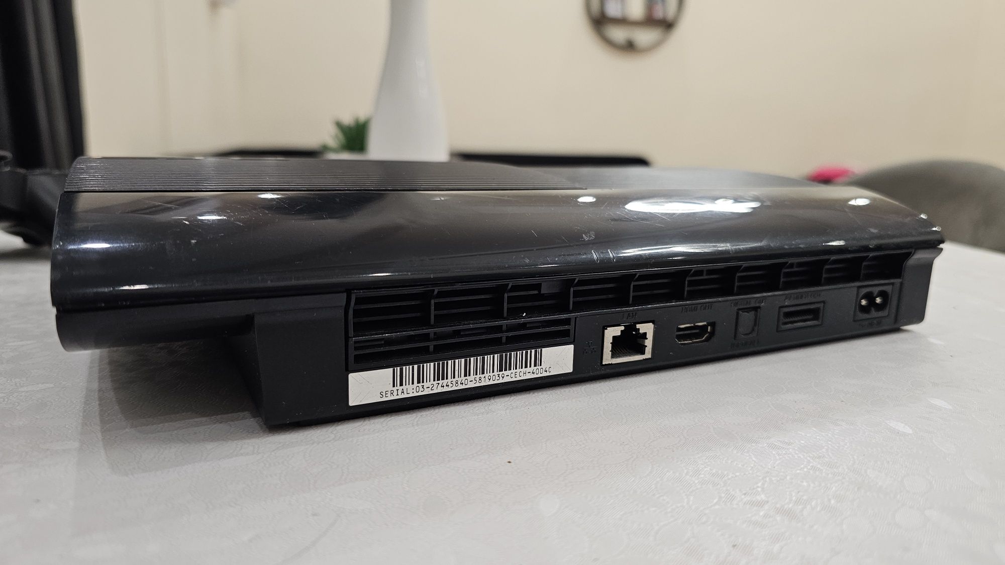 Playstation 3 super slim hen