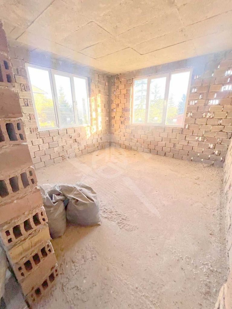 Продава се Къща в Костинброд - 349 кв.м за 373 €/кв.м - Снимка #7