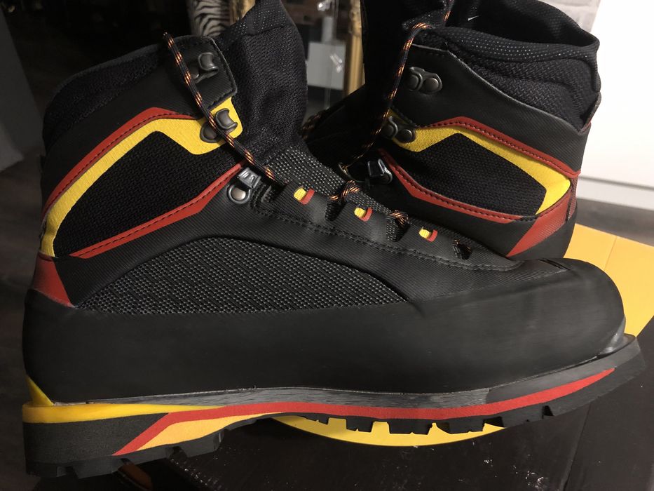 La sportiva bocanci de munte