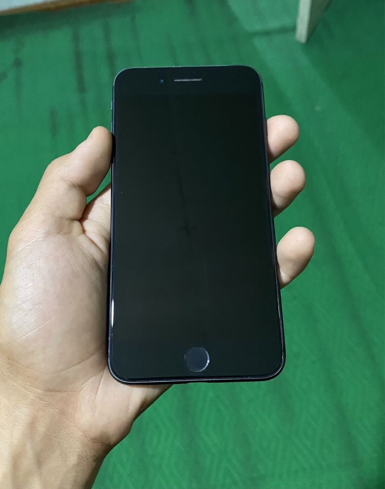 Iphone 8 plus 64gb