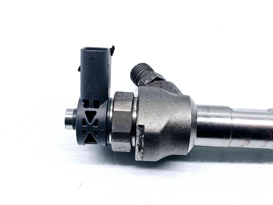 Injector Volkswagen Caddy IV Van (SAA, SAH) [Fabr 2015-2024] 04L130277