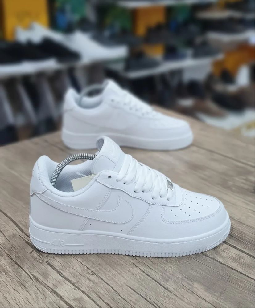 Nike Air Force 1 Low – White