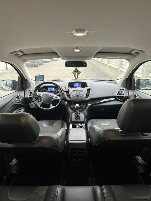 Ford Kuga an 2014 automat