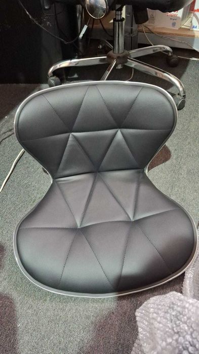 Set 2 scaune bar Leader Accessories, pivotante, negre