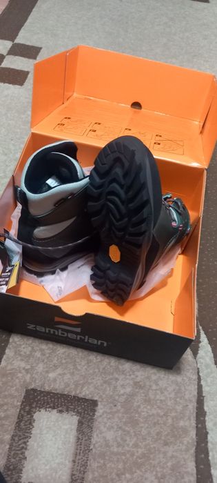 Bocanci munte Zamberlan goretex