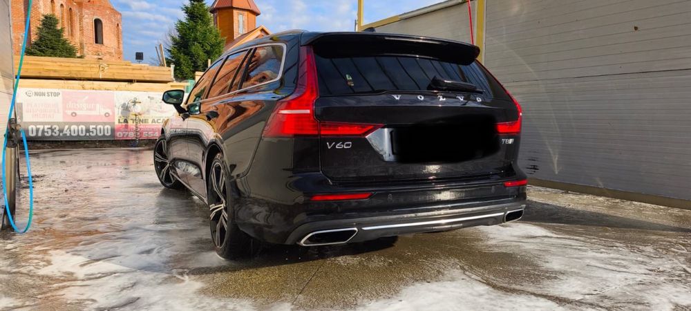 Volvo V60 T8 Plug-in Hybrid 2019 AWD