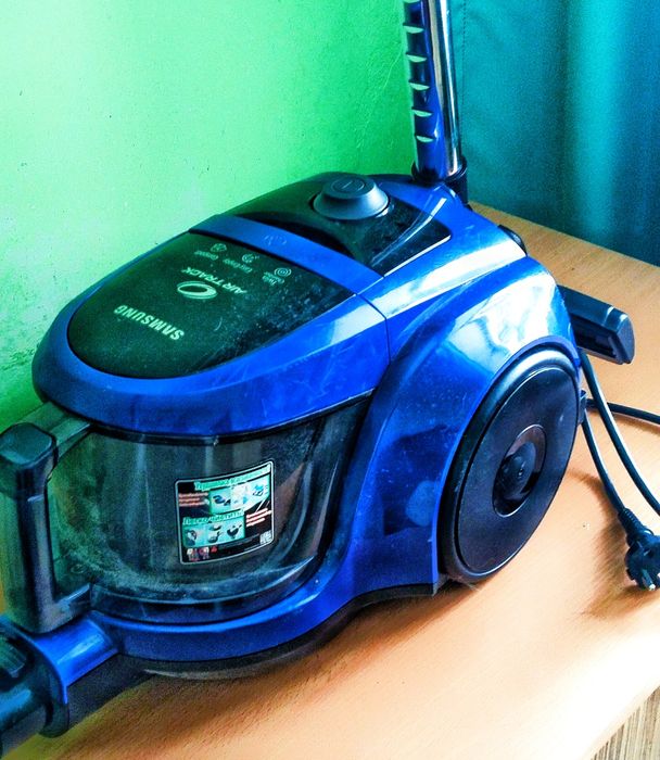 Продам Пылесос Samsung