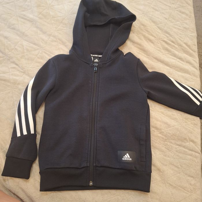 Грейка / елек zara и h&m 110/116 , горнища Adidas и champion