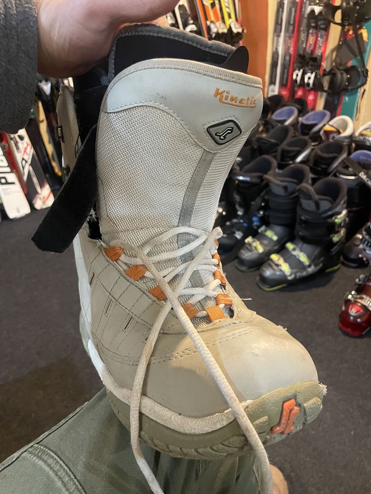 Boots snowboard marime 42