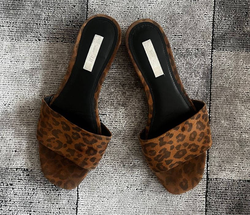 Papuci piele intoarsa H&M 35