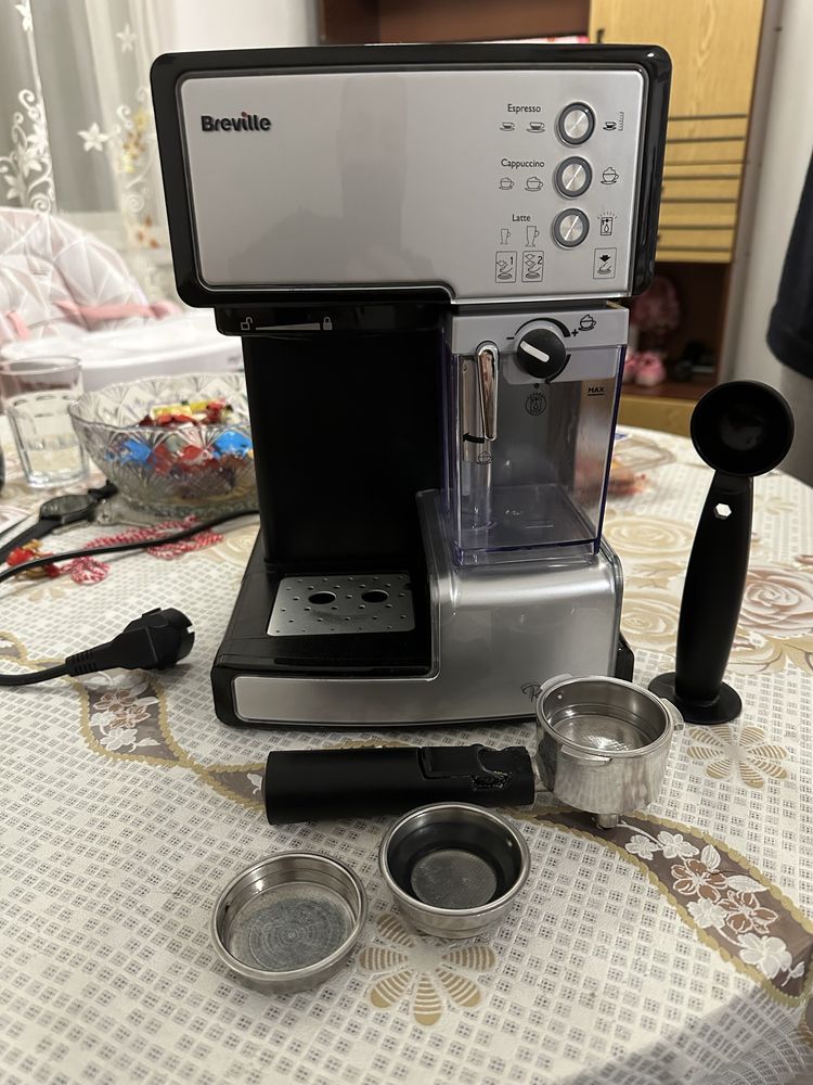 Кафе машина BREVILLE
