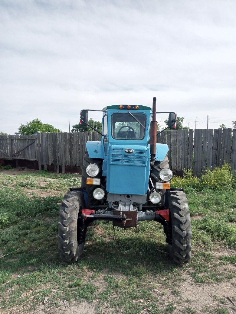 Продам трактор т 40ам