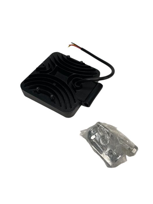 Халоген LED квадратен 27w 9-32v