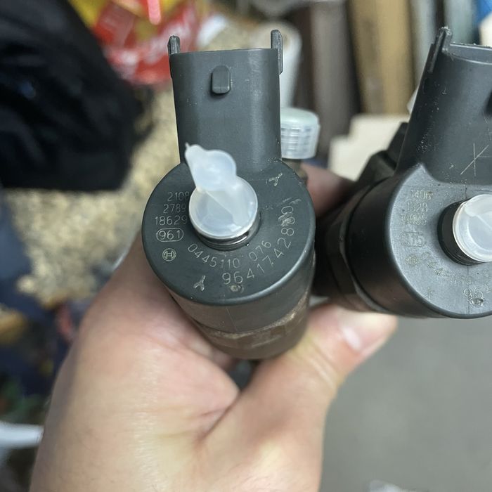 Дюзи цена на 2бр/ Бош Bosch 2.0 HDI Пежо