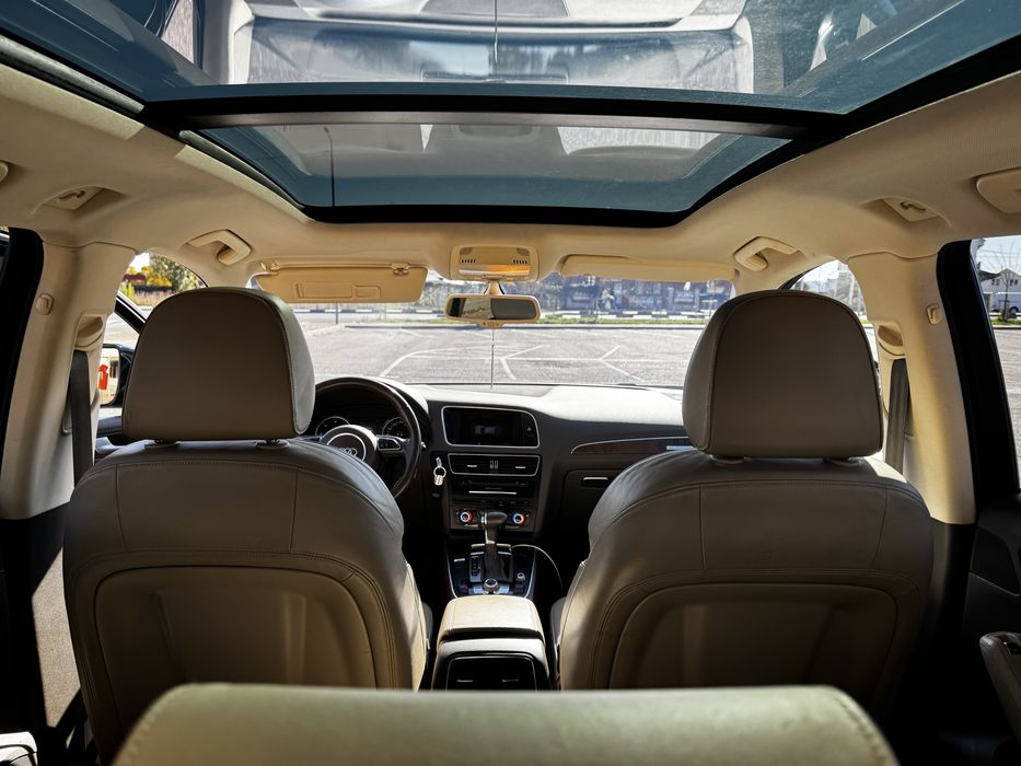 Audi Q5 Panoramic