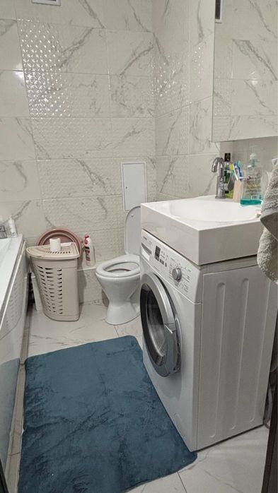 Подселение 1 девушка