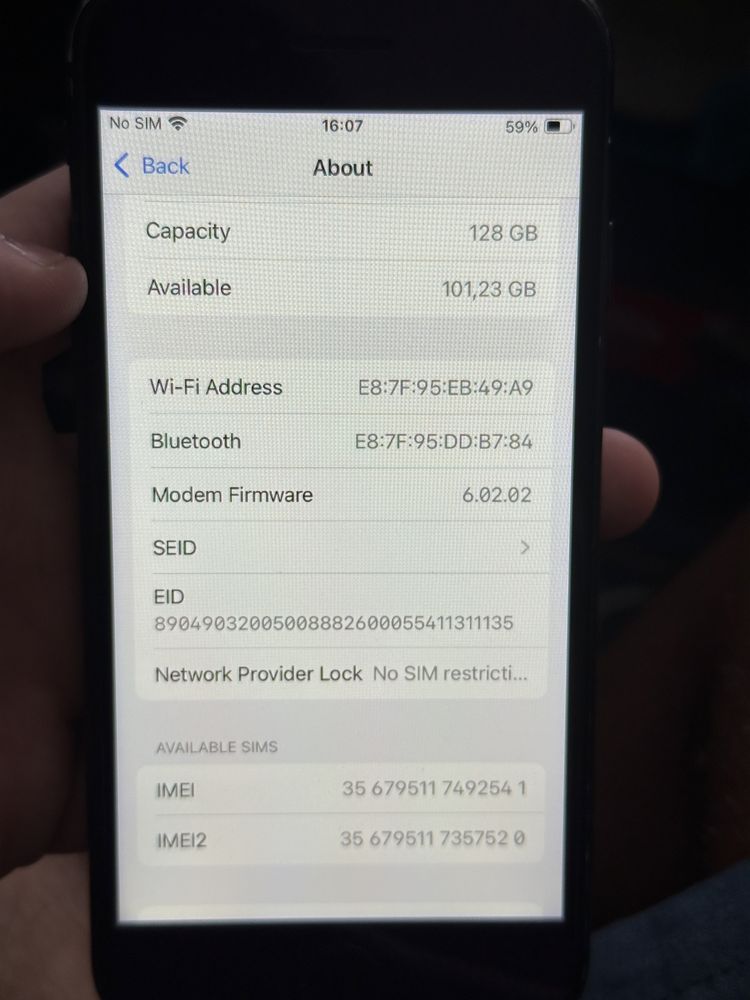 iPhone SE 2020 128GB черен
