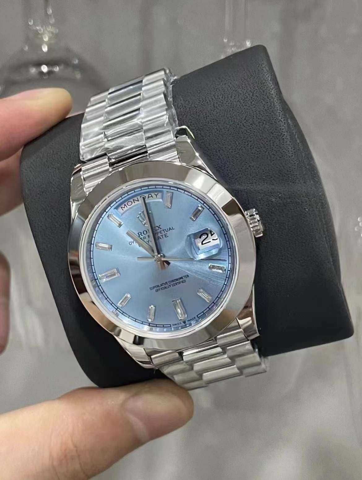 Rolex Day-Date 40mm Silver Blue dial