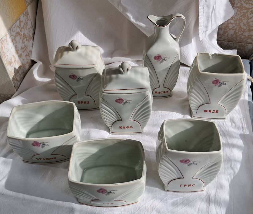 Съдове за подправки - български порцелан