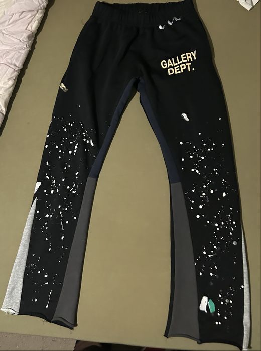Gallery dept flare панталон черен