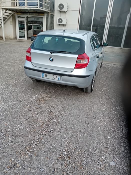 Vând BMW 116i cu multe piese noi