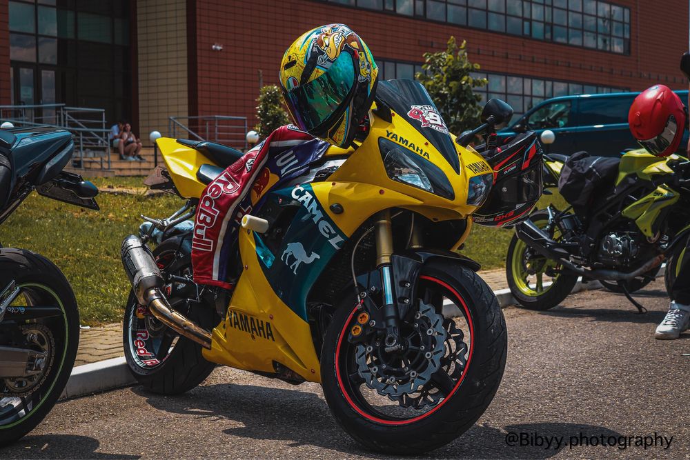 Yamaha yzf r1 rn 09 din 2003