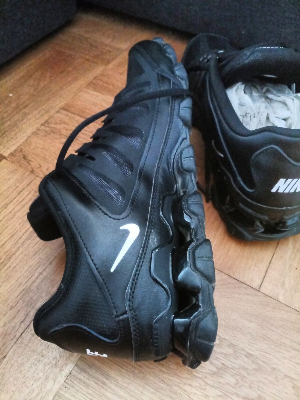 Продавам Nike маратонки reax 8 tr mesh