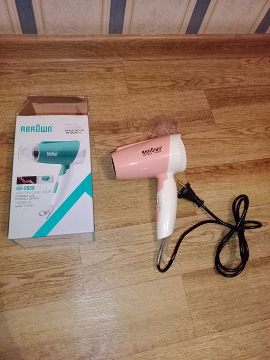 Продам абсолютно новый фен для волос адрес 6 мкр