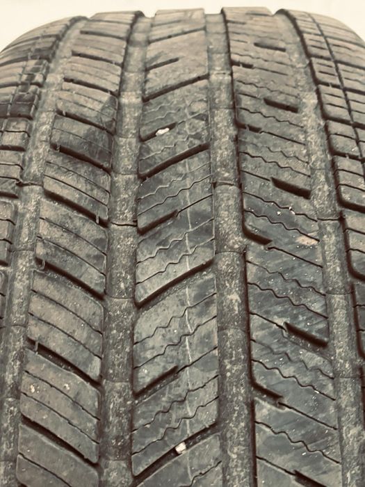Продавам 2 бр. Bridgestone гуми