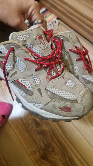 Маратонки the nort face-38 номер