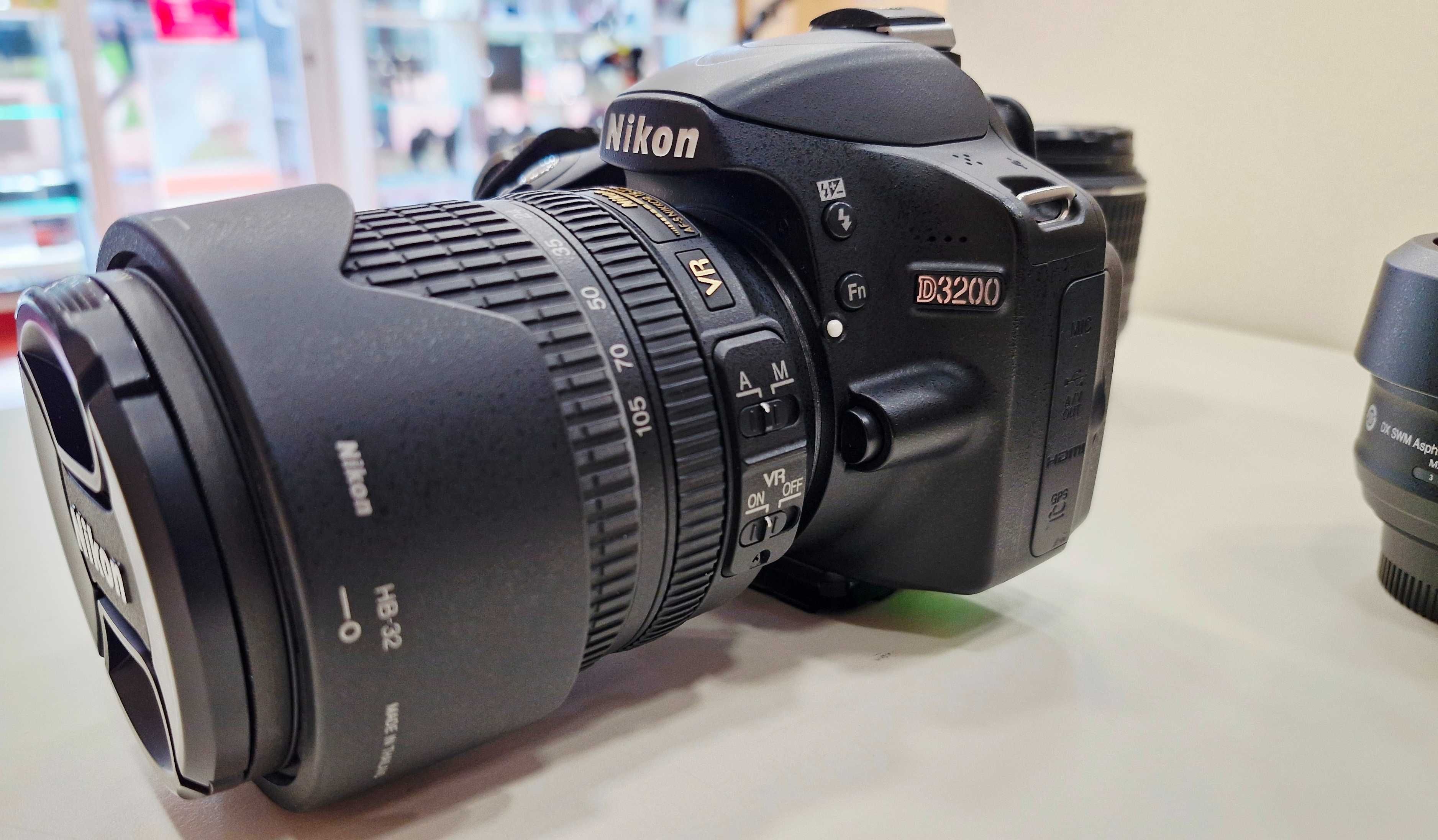 Nikon D3200 + 3бр Обективи Nikkor 18-105mm/Nikkor 18-55mm/DX 35mm