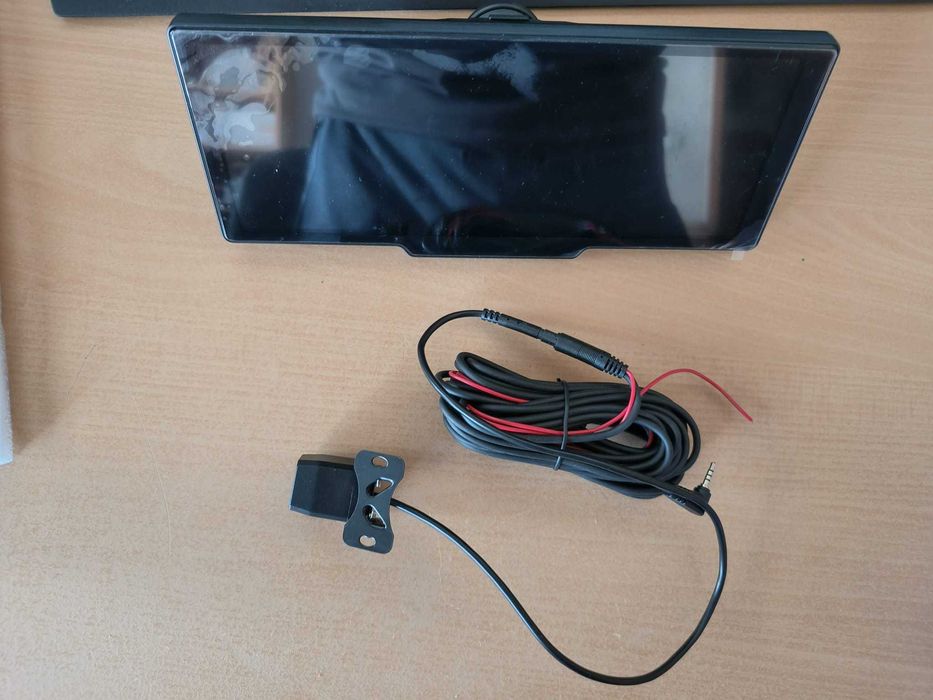 Navigație auto și camera marșarier