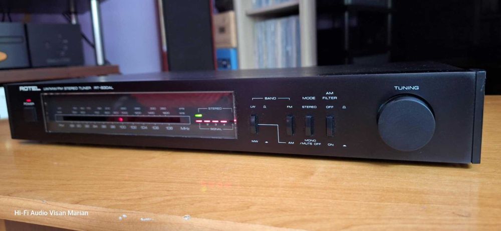 Tuner Rotel RT-830AL