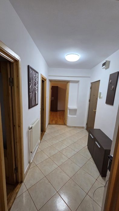 Închiriez apartament 2 camere zona Traian