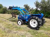 Tractor japonez 32 CP, 4x4, cu incarcator