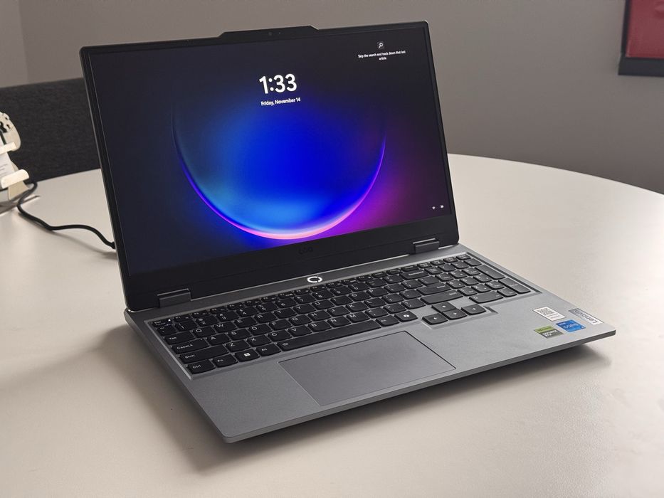 Laptop Lenovo LOQ 15IRX9