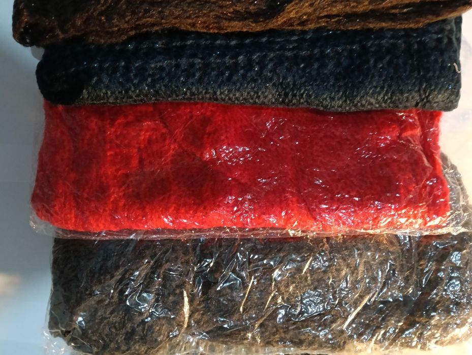 Șase gulere de dama noi, călduroase