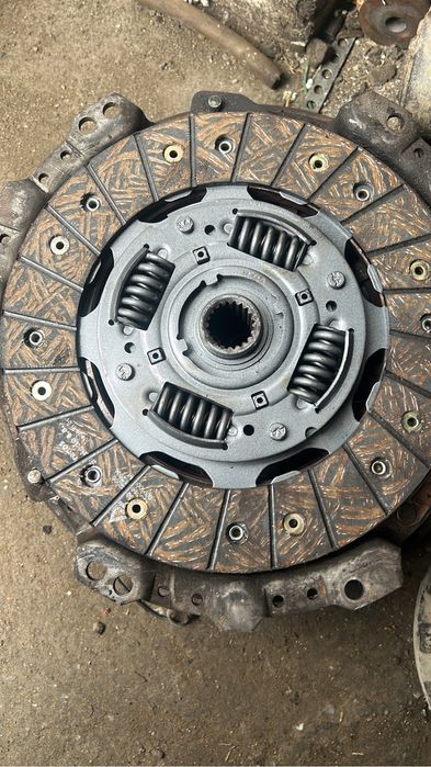 Kit nou ambreaj  suzuki 2.0 i cutie transfer /vitara bara spate