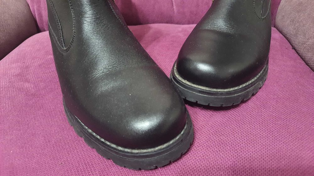 Ghete piele naturala, blanita naturala de miele, de la FRETZ marimea42