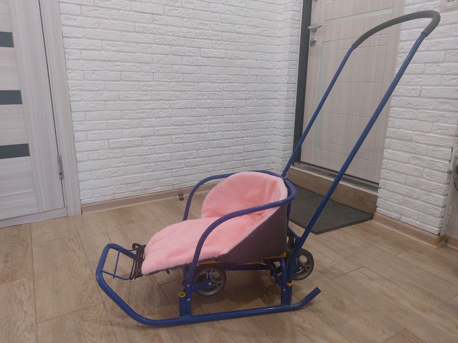 Санки с выдвижными колесами