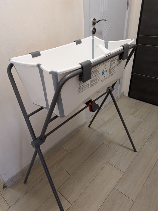 Стойка за къпане с вана Stokke - Като нови!