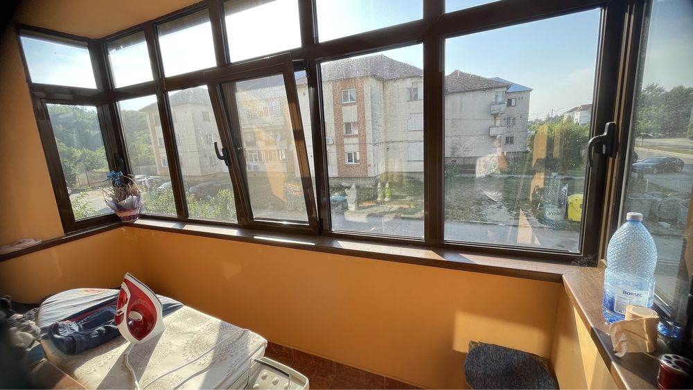 Vand apartament 3 camere