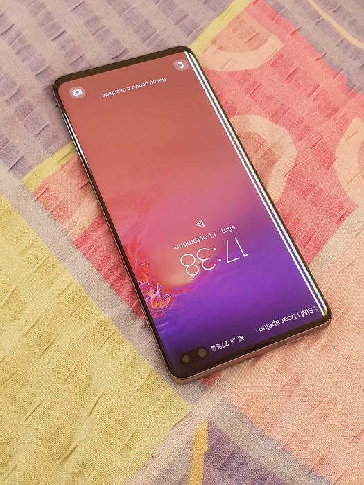 Samsung Galaxy S10 Plus 128GB Dual Sim cu Dunga
