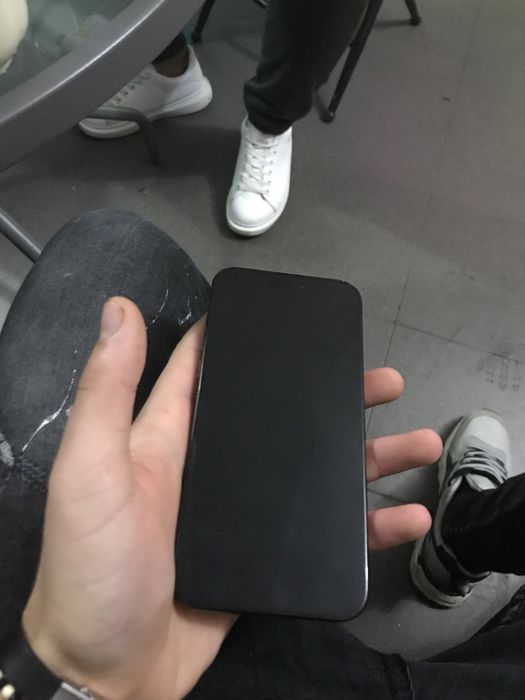 Iphone 15 pro max de vanzare negociabil