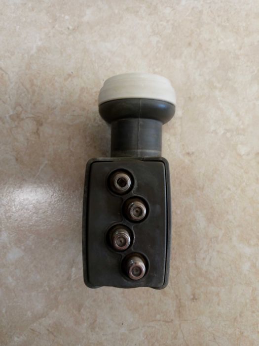 Головка конвертер "quatro" на 4 выхода для спутниковой антенны